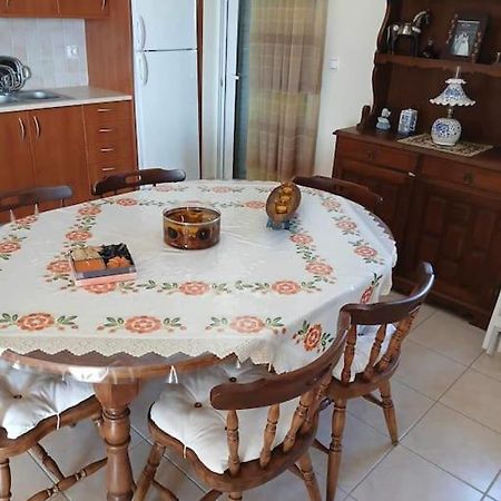 Παραθαλασσιο Σπιτι Στην Εξοχη Villa Tsakei Eksteriør billede