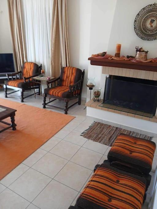 Παραθαλασσιο Σπιτι Στην Εξοχη Villa Tsakei Eksteriør billede